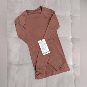 Lululemon Swiftly Long Sleeve Shirt 2.0
Color: Spiced Chai
Size :0